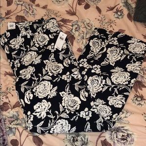 Gap skinny ankle khaki pants size 4 women